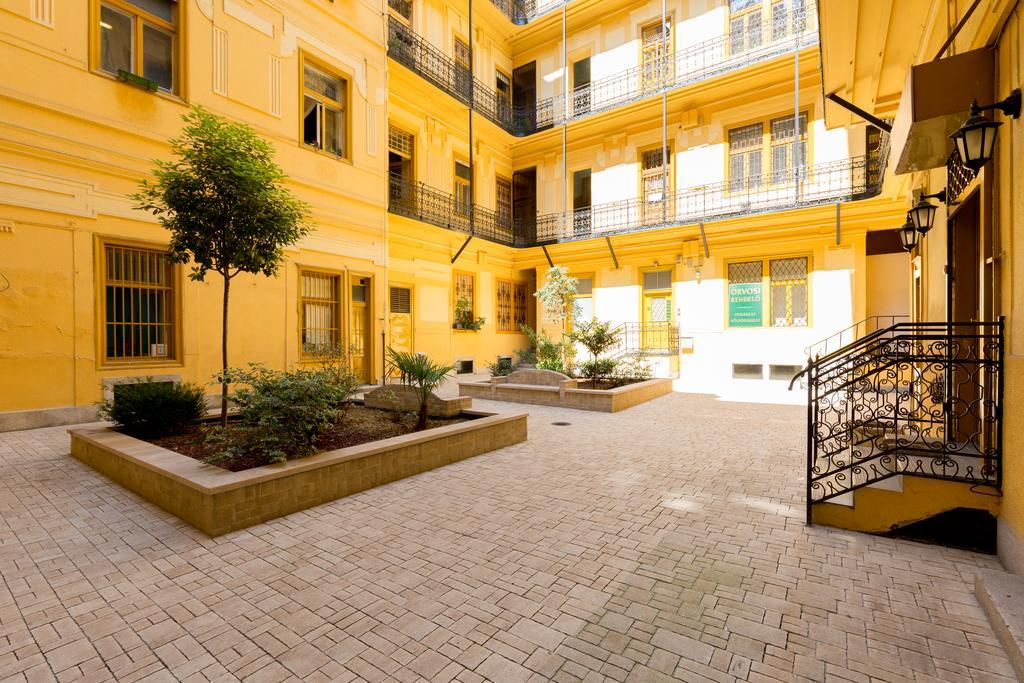 Lisianthus Apartments Budapest Extérieur photo